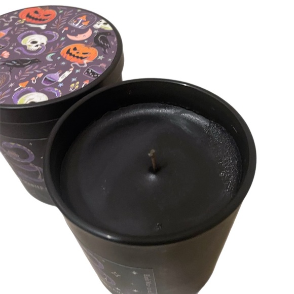 NWT! 🎃 CLEMENTINE 10 Oz. Pumpkin / Skulls Halloween  Jar Candle w/Decorative Lid - Picture 2 of 5